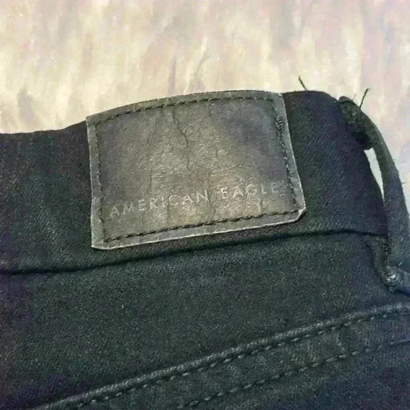American Eagle The Dream Jean Curvy Super High Rise Distressed Jegging Size 6 - Picture 6 of 13